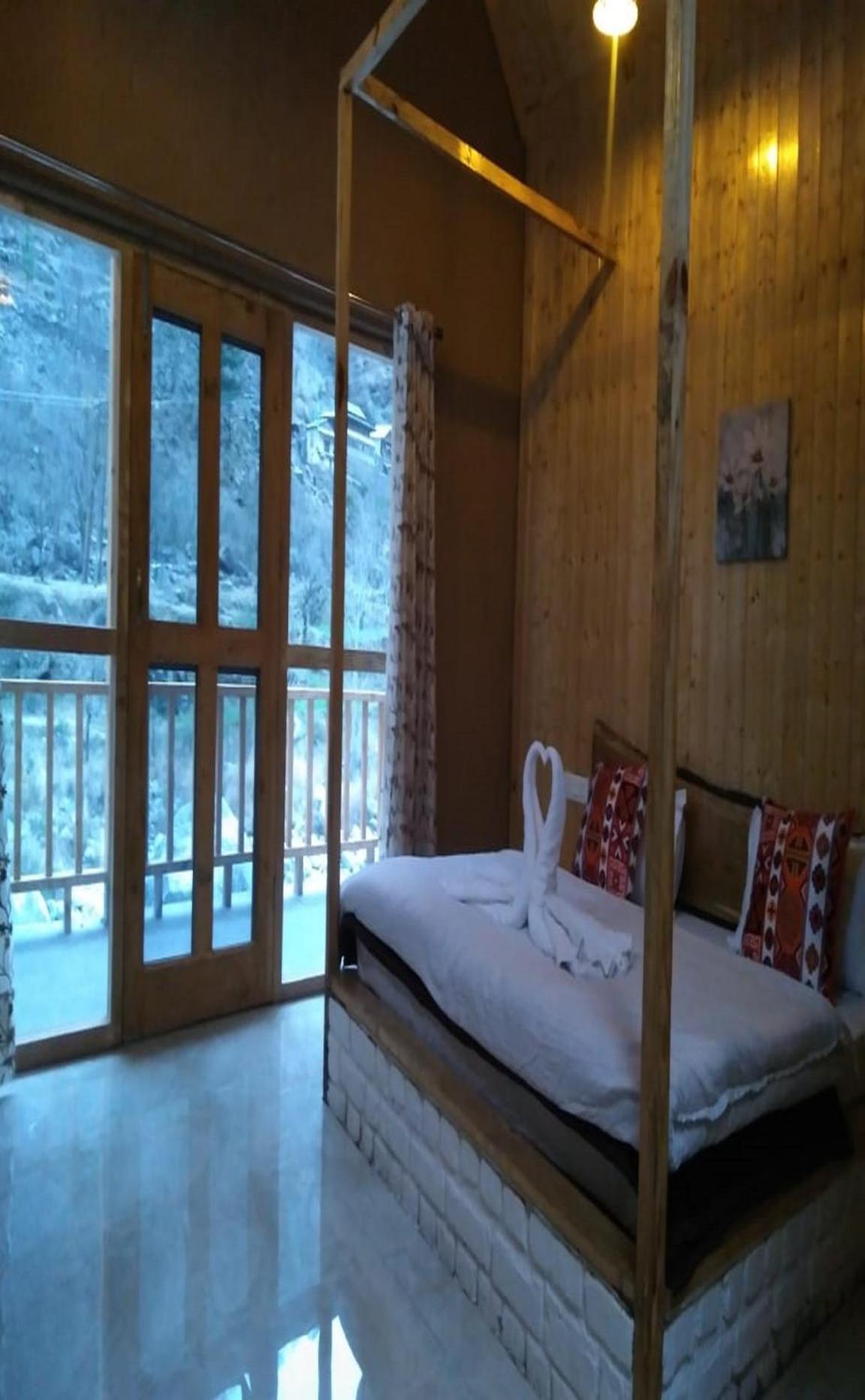 Offbeat Abodes - Tirthan Valley Banjār Exteriér fotografie