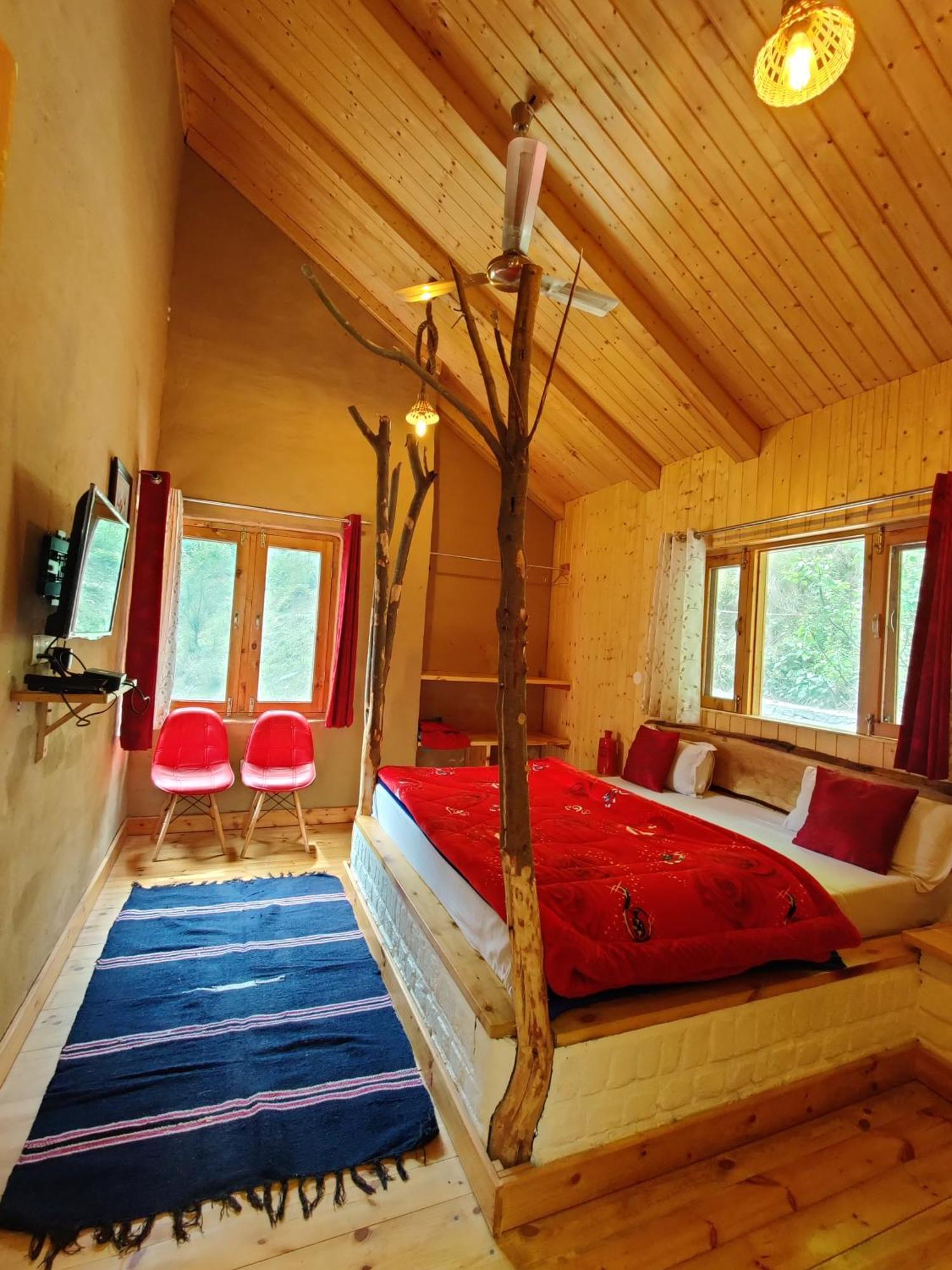 Offbeat Abodes - Tirthan Valley Banjār Exteriér fotografie