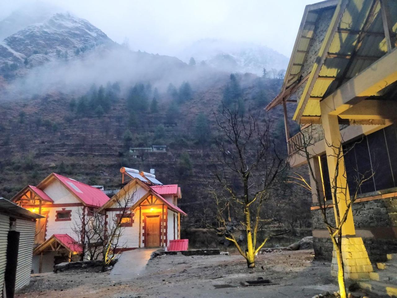 Offbeat Abodes - Tirthan Valley Banjār Exteriér fotografie